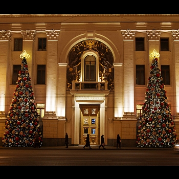 Елочная фигура Шар 20 см, цвет красный матовый