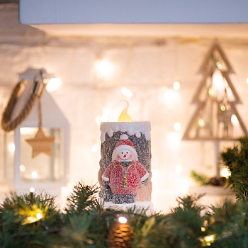 Керамическая фигурка Свечка со снеговиком 10,5х9х17,6 см