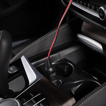 Автозарядка с индикатором (разъем 2.1х5.5) (АЗУ) шнур прямой 1.5 м REXANT