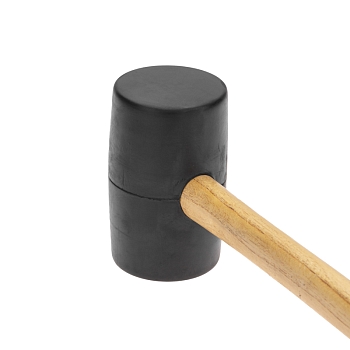 Киянка резиновая KRANZ 680 г, черная резина, деревянная рукоятка