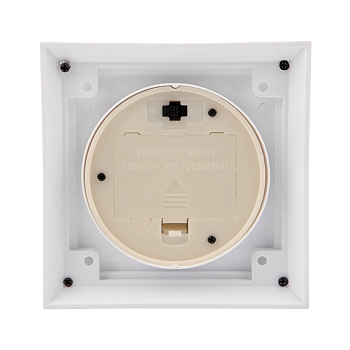 Декоративный фонарь с росой, белый корпус, размер 10,7х10,7х23,5 см, цвет теплый белый