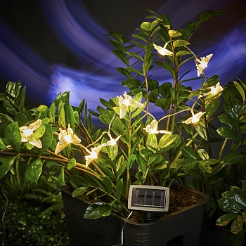 Гирлянда садовая (каскад) Полет бабочки 3м, 2700К, с аккумулятором и выносной солнечной панелью LAMPER