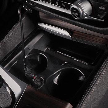 Автозарядка с индикатором (разъем 2.1х5.5) (АЗУ) шнур спираль 1.5 м  REXANT